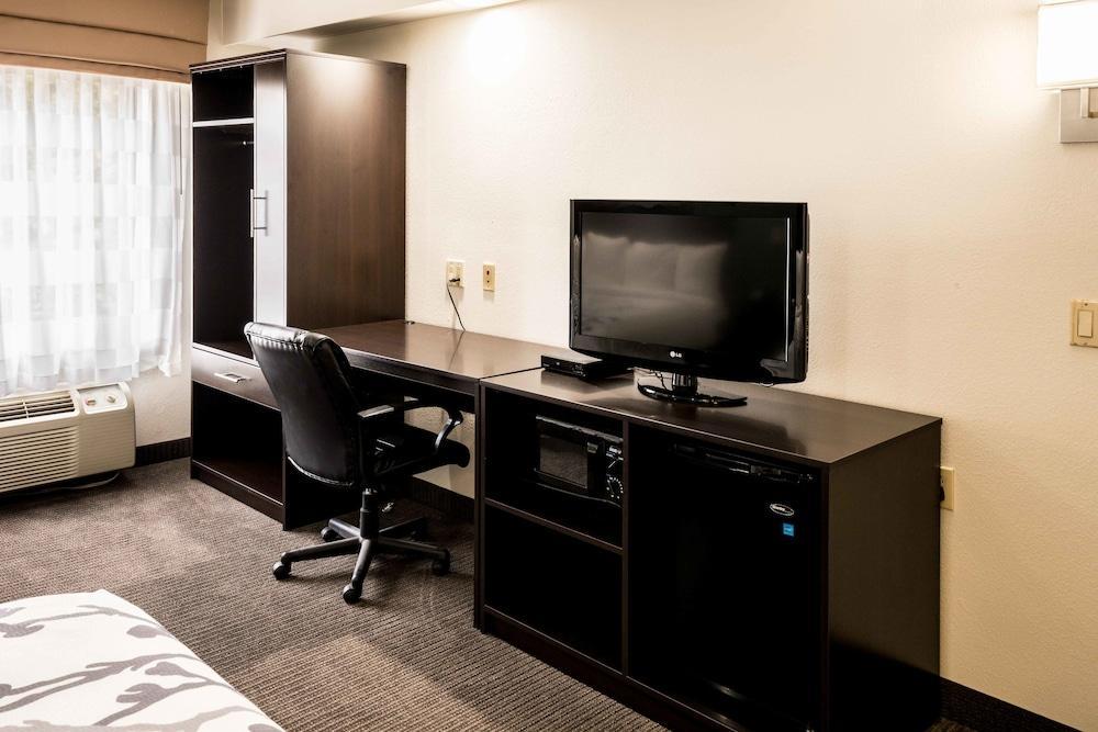 Spark By Hilton Augusta Bagian luar foto