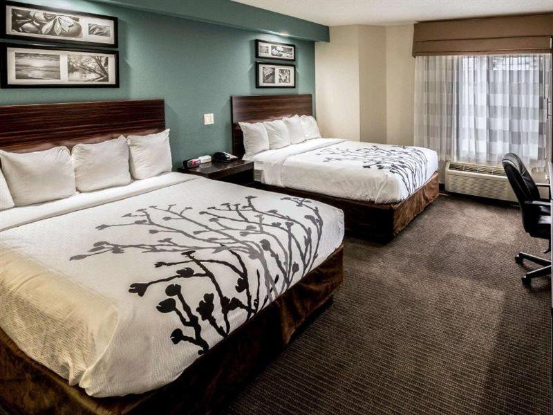 Spark By Hilton Augusta Bagian luar foto