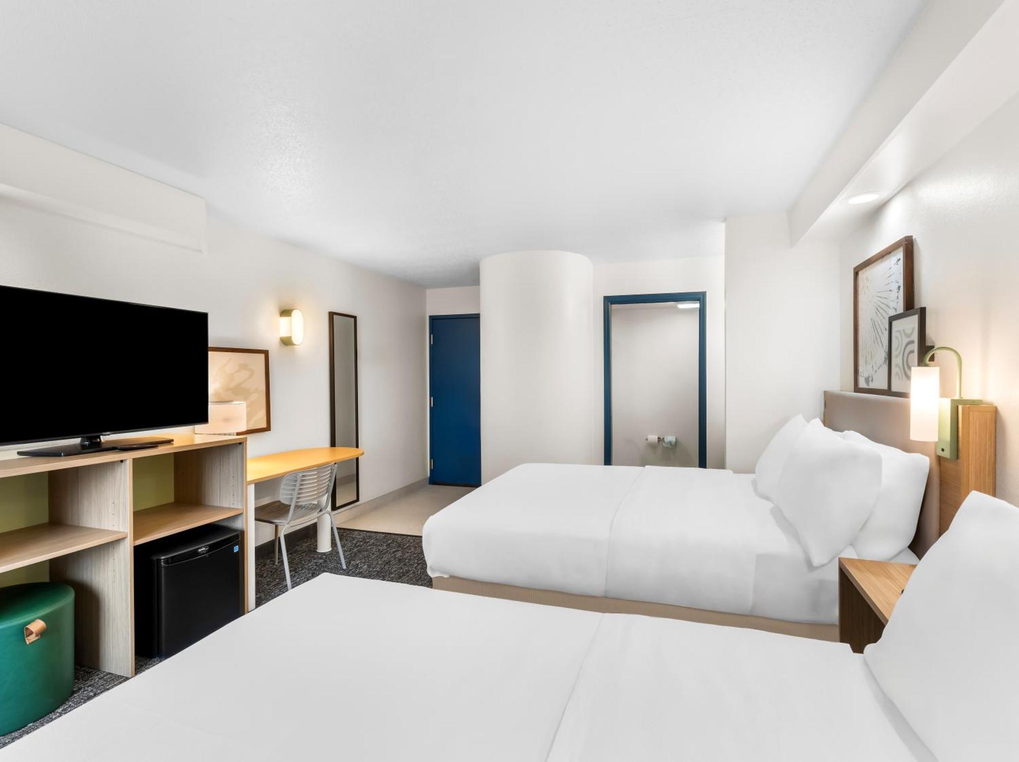 Spark By Hilton Augusta Bagian luar foto